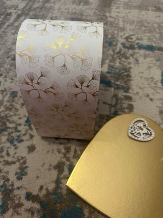 Caixa Coração Dourada com Detalhe