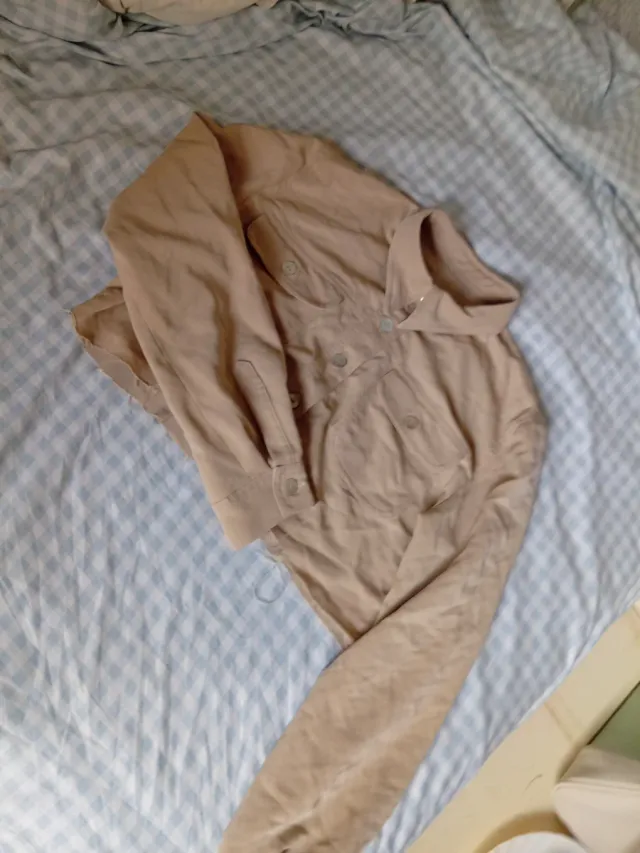 Camisa beige talla M