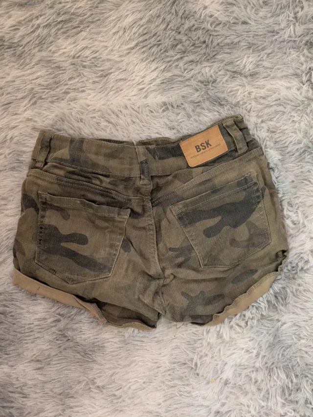 Vaqueros cortos camuflaje