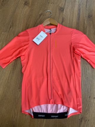 Maillot GSPORT modelo AERO color coral talla M