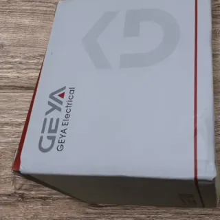 2 Interruptores Geya GYM9H-Z C16 DC 300VDC