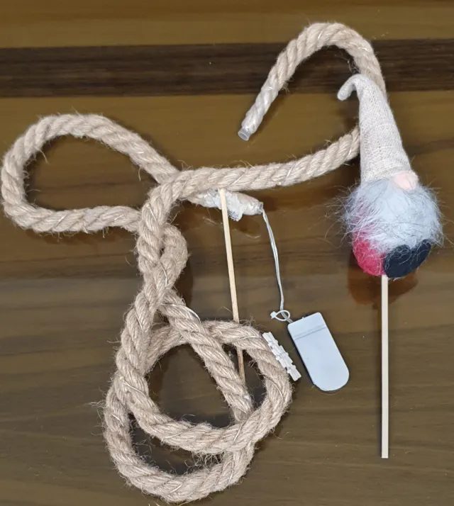 Lotto Oggetti Natale: 3 Tovaglie + Decorazioni,off