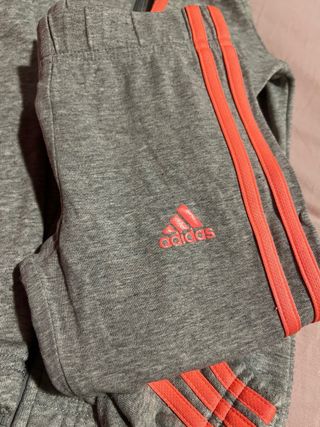 Chándal Adidas original Gris y Rosa talla 128 cm