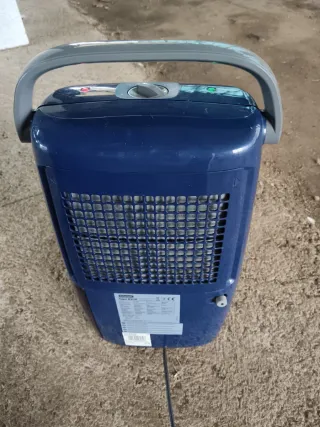 Deshumidificador DeLonghi