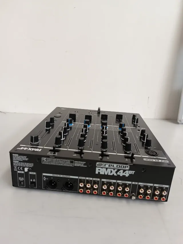Mixer DJ Reloop RMX-44BT W23Y7933