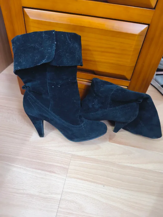 Botas de tacón negras