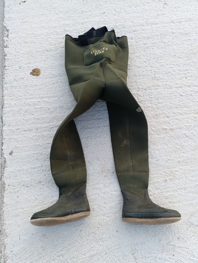 Vadeador pesca verde