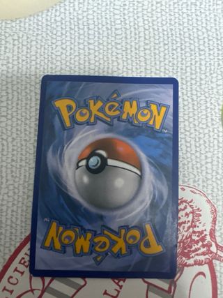 Carta Pokémon Charizard V ASTRO 174/172