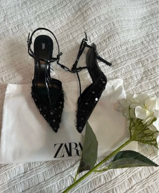 Zapatos de tacón Zara con lentejuelas
