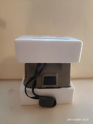 Polaroid PolaSonic AutoFocus 4000