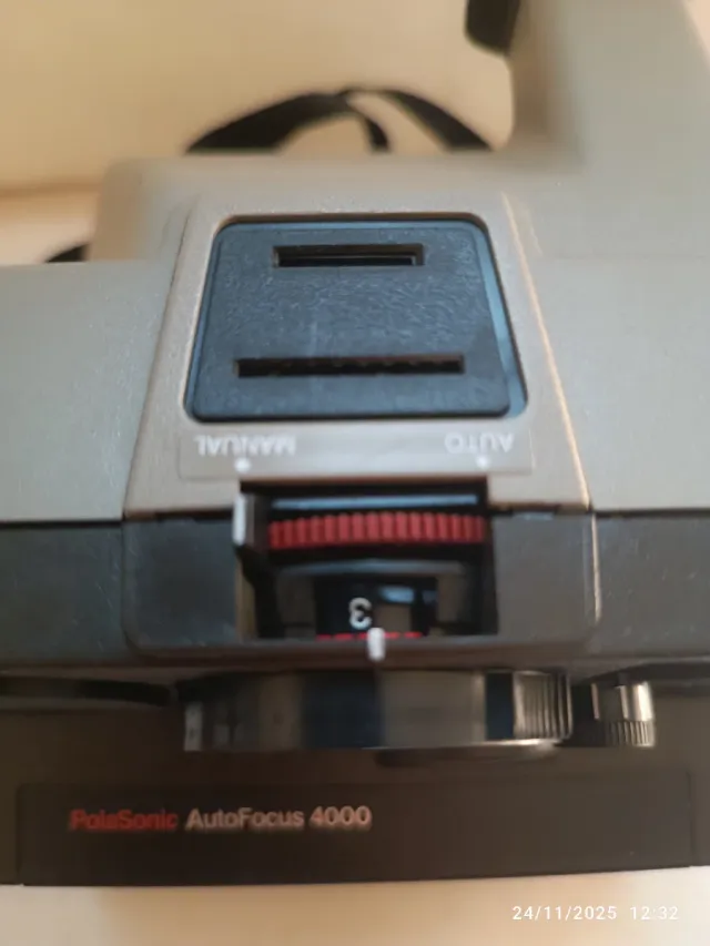 Polaroid PolaSonic AutoFocus 4000