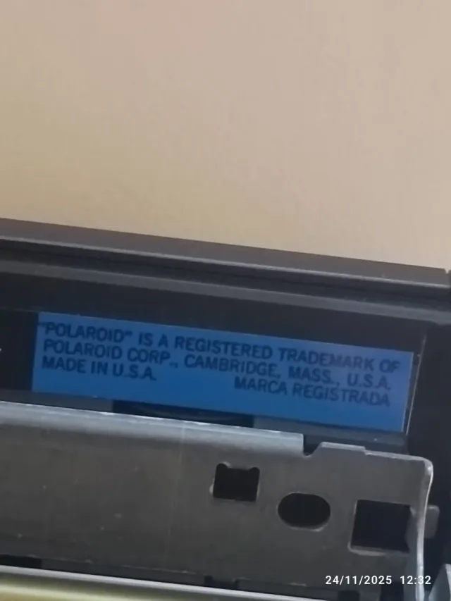 Polaroid PolaSonic AutoFocus 4000