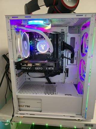 PC Gaming Blanco Casi Nuevo