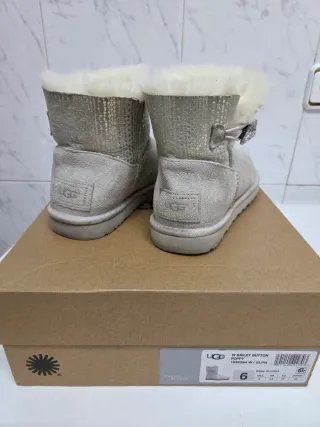 Botas UGG Gris Metalizado Talla 37