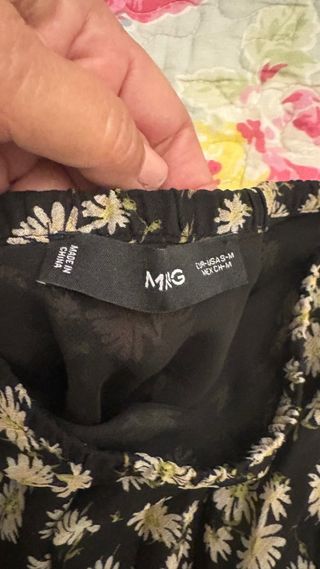 Falda gasa estampada flores negra