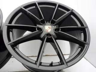 Llantas Porsche 992 20 21 Negro Brillante