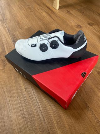 Zapatillas Ges ROAD modelo pulse talla 43