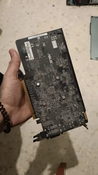 Pc Gaming AMD 6 Núcleos + R7 250X