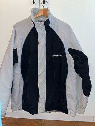Chaqueta Vintage Reebok Negra y Gris