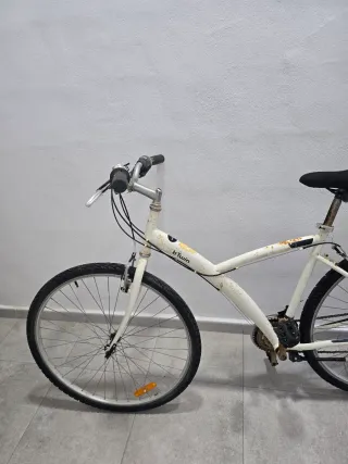 Bicicleta Btwin Paseo Blanca