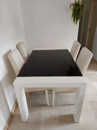 Mesa comedor extensible + 6 sillas