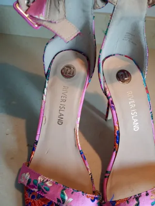 Sandalias River Island Talla 37 Florales