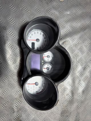 Cuadro Instrumentos Alfa Romeo GT 2004