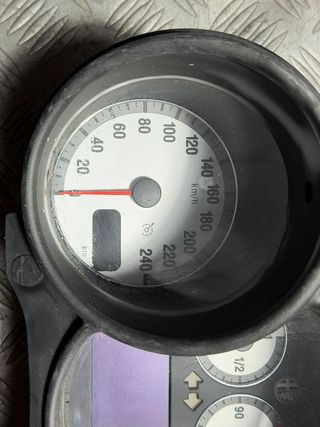 Cuadro Instrumentos Alfa Romeo GT 2004