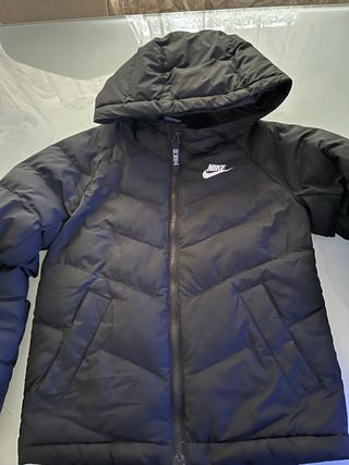 Chaqueta Nike niño negra