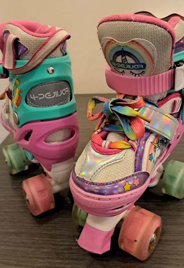 Patines 4 ruedas unicornio y arcoíris