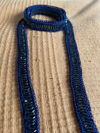 Fular Nicoli azul con abalorios