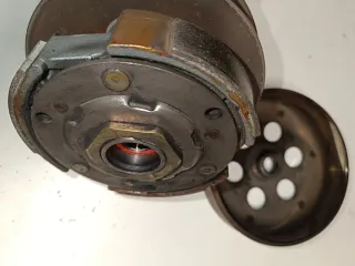 Embrague Yamaha XMAX 125 (2007)