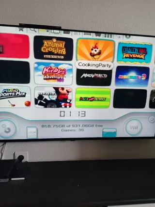 Nintendo Wii Mini Negra/Roja + Accesorios