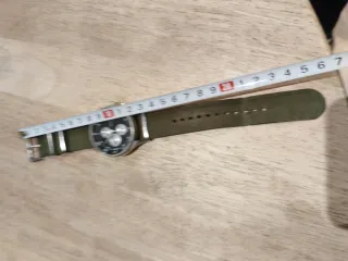 Reloj Massimo Dutti Cronógrafo Verde Militar