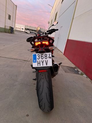 Ducati Hyperstrada 821