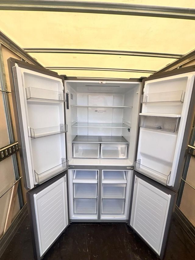 Nevera Haier MultiDoor Cube 83 con pequeña tara