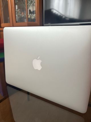 MacBook Air 2017 13 8GB RAM 128GB SSD