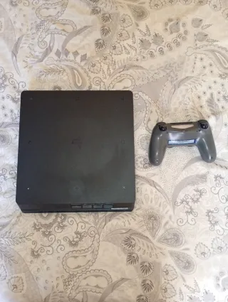PS4 Slim 500GB + Mando Original.