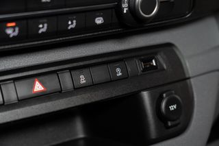 Citroën Jumpy Talla M BlueHDi 100 S&S 6v Control