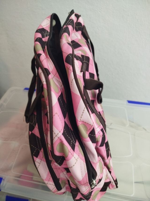 Mochila deportiva Reebok rosa y marrón