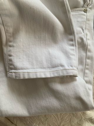 Pantalón vaquero crudo Massimo Dutti