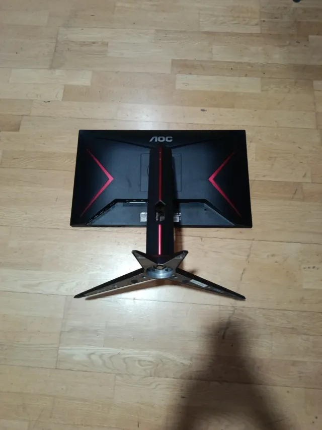Monitor AOC Negro y Rojo