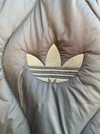 Chaqueta acolchada Adidas M caqui