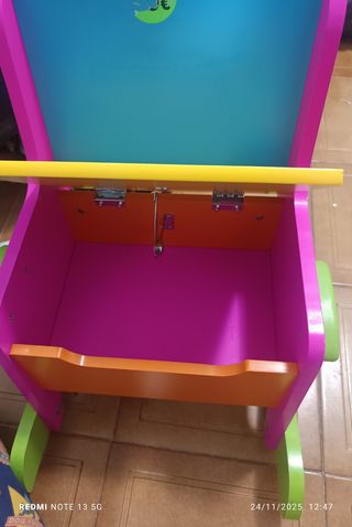 Silla infantil mecedora de colores