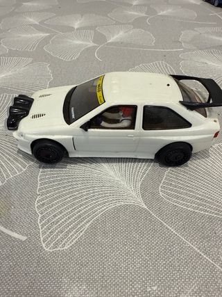 Scalextric Ford RS Cosworth Blanco+ chasis 3D