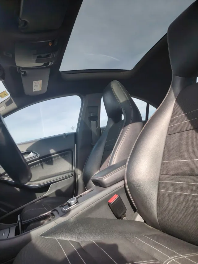 Mercedes-Benz Clase CLA 220 177cv 2013