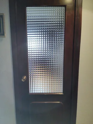 Puerta de madera con cristal 5 puertas