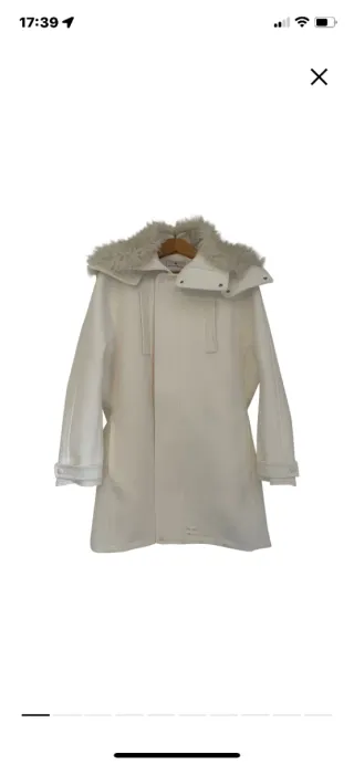 Abrigo Courrèges de lujo