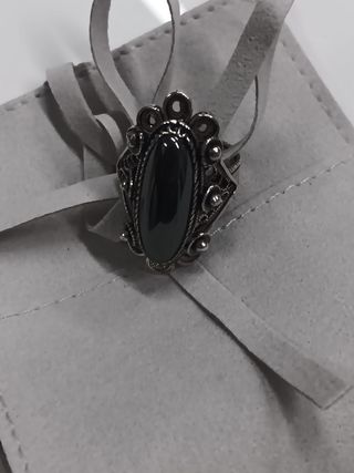 Anillo Plata con Piedra Negra Ovalada