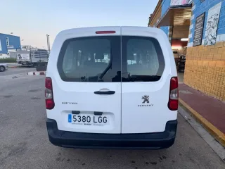 Peugeot Rifter  Blue Hdi 100 año 2021